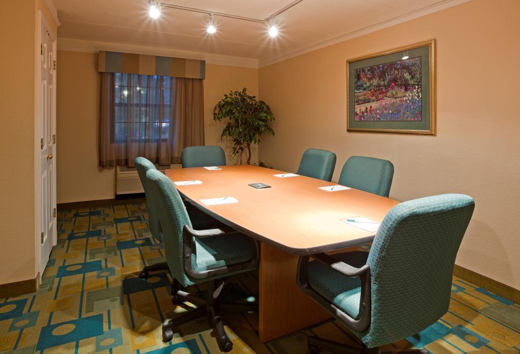 La Quinta Inn Chicago Оукбрук Теръс Екстериор снимка