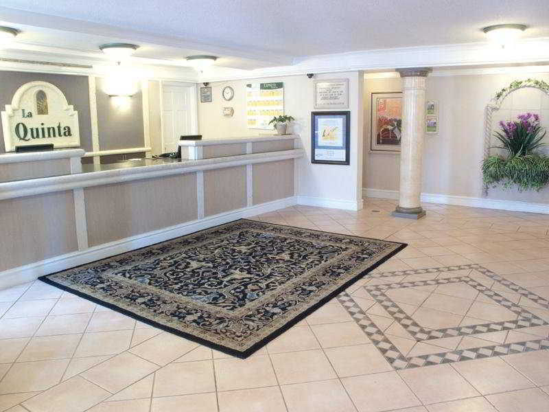 La Quinta Inn Chicago Оукбрук Теръс Интериор снимка