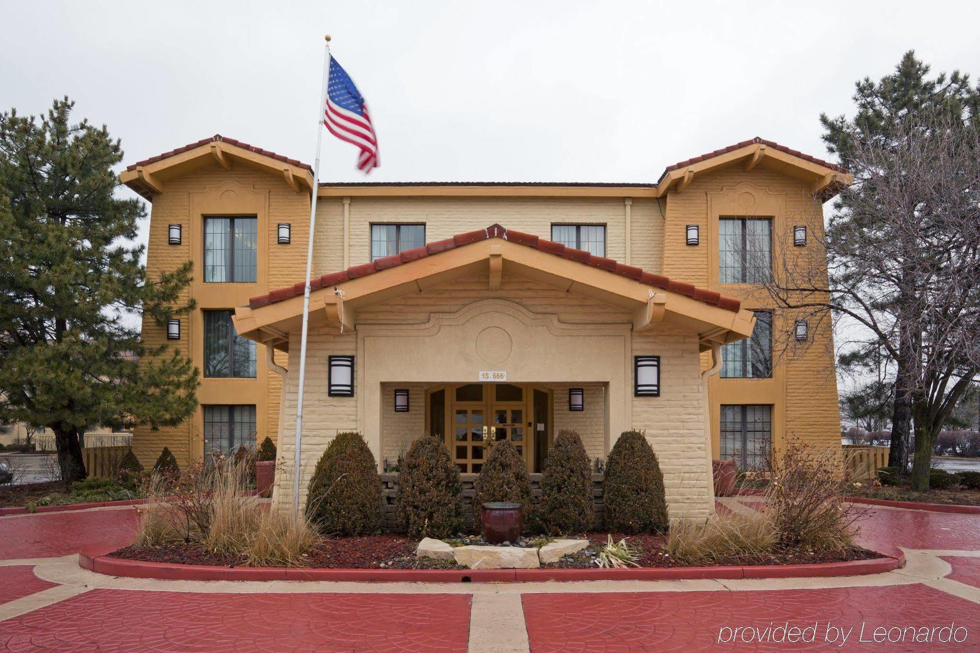 La Quinta Inn Chicago Оукбрук Теръс Екстериор снимка