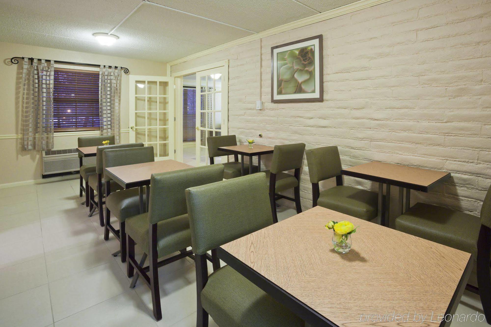 La Quinta Inn Chicago Оукбрук Теръс Екстериор снимка