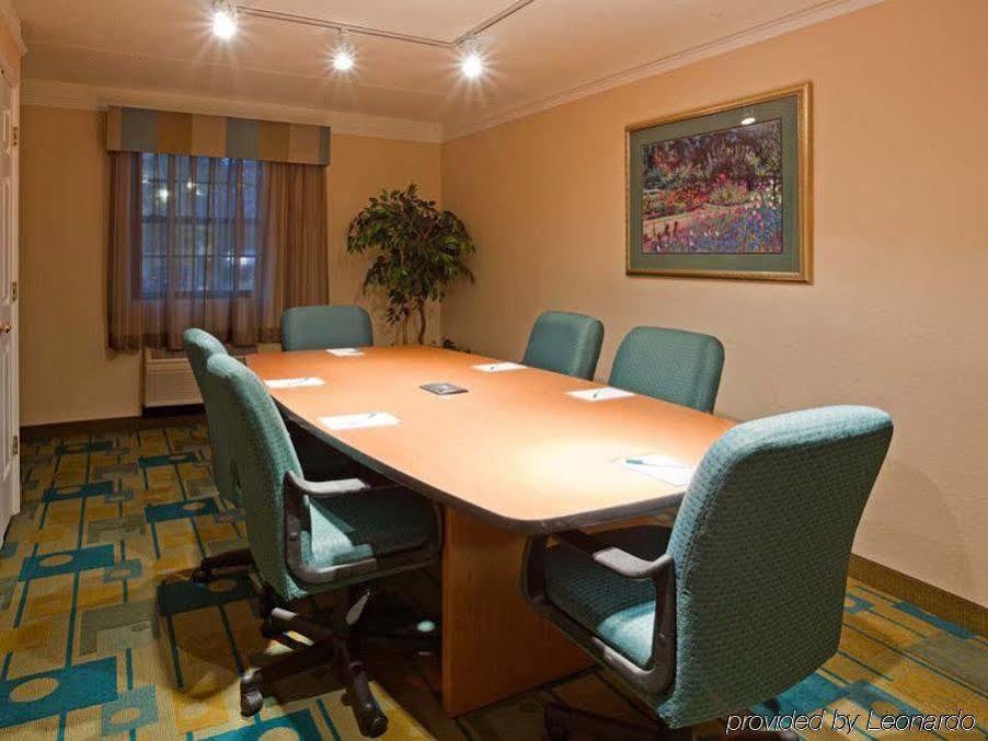 La Quinta Inn Chicago Оукбрук Теръс Екстериор снимка
